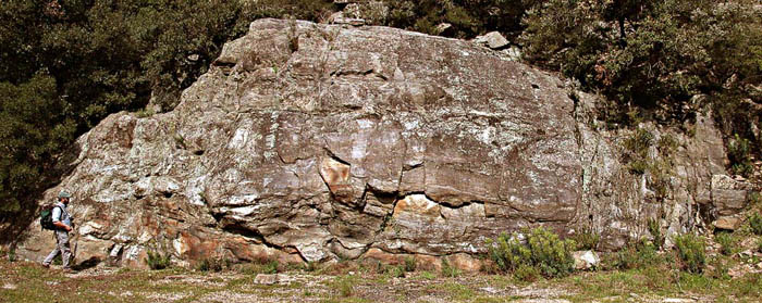 Photo of north face of quarry